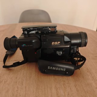 Videocámara Samsung VP-J55