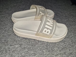 Chanclas Bimba y Lola Blancas