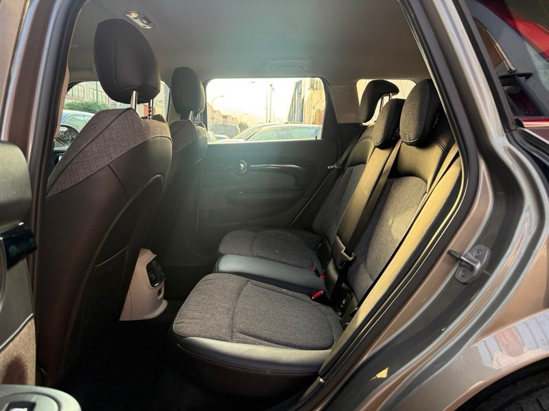MINI Clubman 2021, foto 15