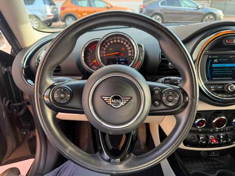 MINI Clubman 2021, foto 11