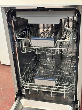 LAVAVAJILLAS SAMSUNG TRES BANDEJAS EN INOX