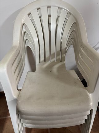 Mesa con 4 Sillas