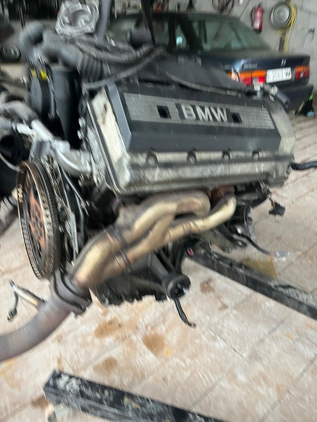 Motor BMW V8 4.4i swap con caja 5 manual M62 b40