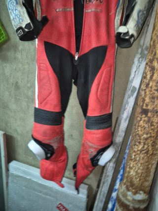 Traje de cuero para niño Giuseppe. De un niño 12a