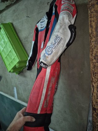 Traje de cuero para niño Giuseppe. De un niño 12a
