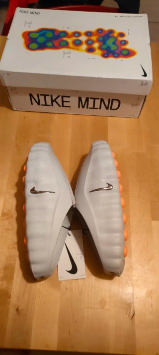 Nike Mind 001 con caja
