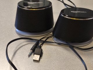 Amazon Basics Altavoces USB Negro