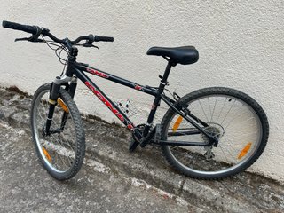 Bicicleta Kona Lanai Negra 3 x 21. Talla S