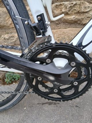 Bicicleta de carretera Orbea blanca