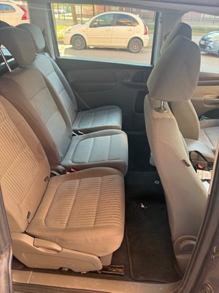 SEAT Alhambra 2011