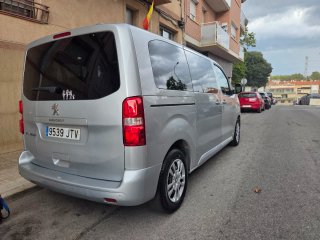 Peugeot Traveller 2016