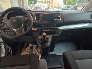 Peugeot Traveller 2016