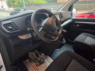Peugeot Traveller 2016