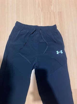 Pantalón negro