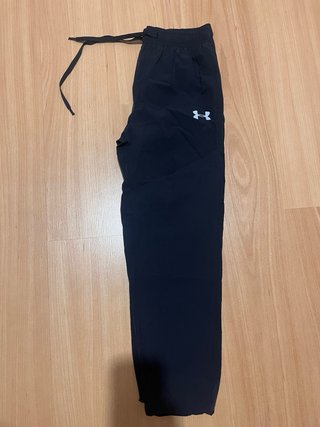 Pantalón negro