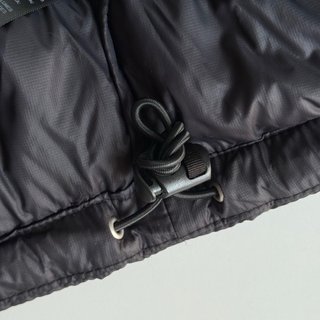 The North Face Nuptse Negra