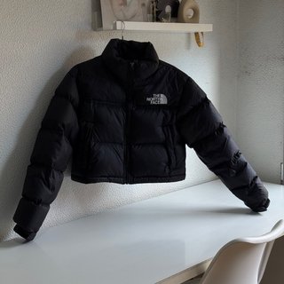 The North Face Nuptse Negra