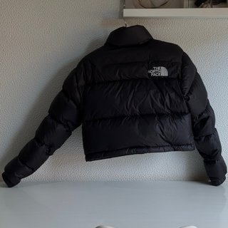 The North Face Nuptse Negra
