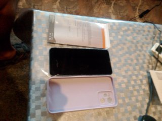 Realme Narzo 50 Prime Azul.con funda y protectores