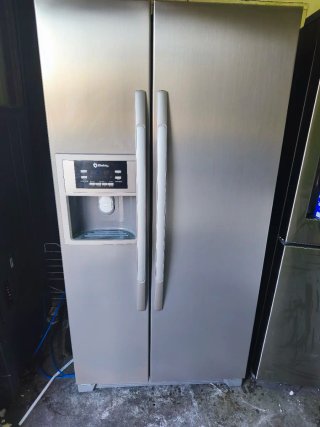 Frigorífico Americano Balay