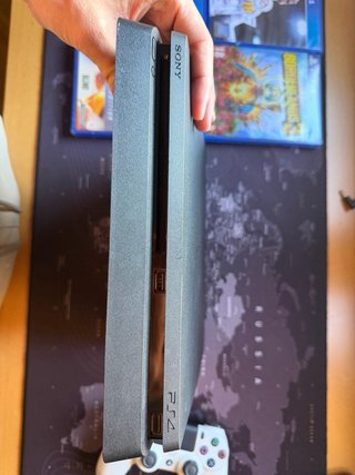 Console PS4 + 5 Giochi