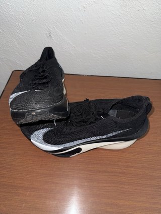 Zapatillas Nike Negras y Grises