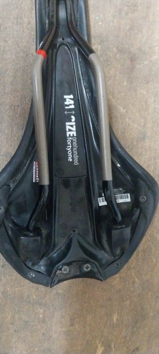 Sillín Prologo Nago Evo CPC Ti-Rox