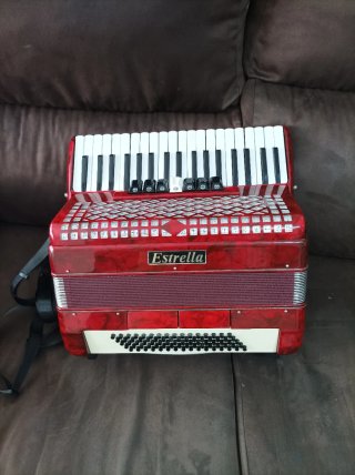ACORDEON ESTRELLA 80 BAJOS