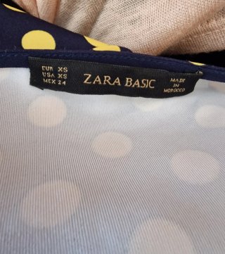 Blusa Zara Lunares con Pedrería
