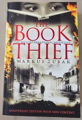 Libro "The Book Thief" - Markus Zusak