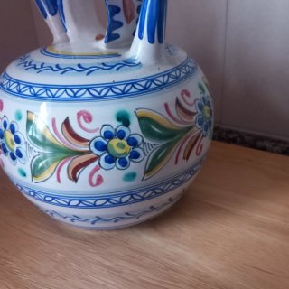 Botijo de preciosa cerámica artesanal pintado