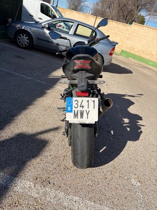 Kawasaki Z900 Naked Negra y Verde