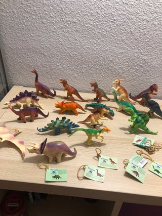 Bote 17 Dinosaurios Miniland