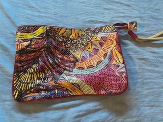 Bolso de mano estampado veraniego