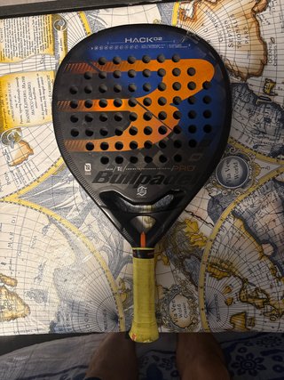 Pala de pádel Bullpadel Hack 02