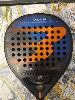 Pala de pádel Bullpadel Hack 02