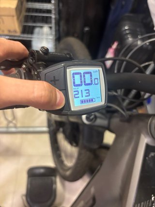 FOCUS AVENTURA²6.8 Bicicleta eléctrica de montaña