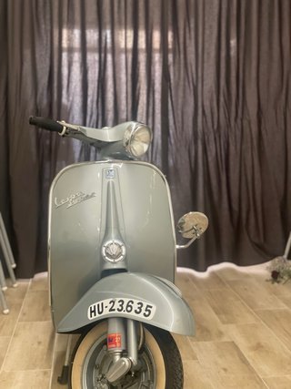 Vespa 125 del 66 Plata