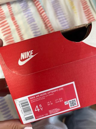 Nike Air More Uptempo Blanca/Burdeos