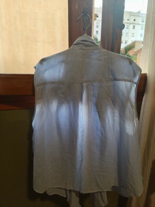 Camisa elegante con lazada rayas