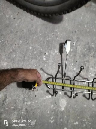 Perchero Metálico Dorado para Puerta