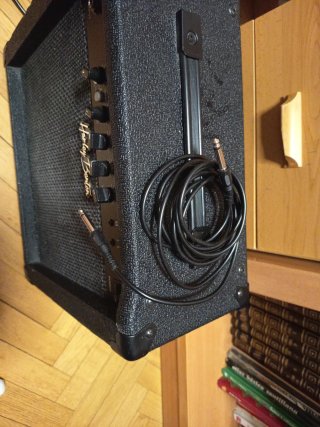 Amplificador Bajo Harley Benton HB-20B