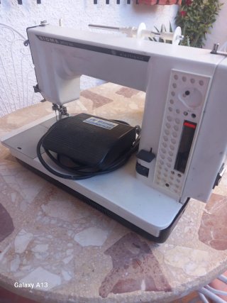 Máquina de coser Sigma 2000 NS