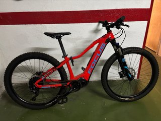 FOCUS BOLD² – Bicicleta eléctrica de montaña