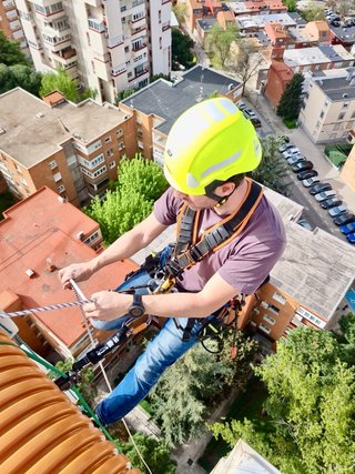 Trabajos Verticales - IRATA certificado.