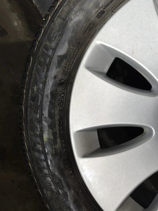 Llanta Audi 205/60R16 96W Bridgestone