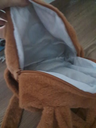 Mochila peluche capibara