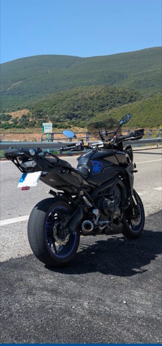 Yamaha tracer 900