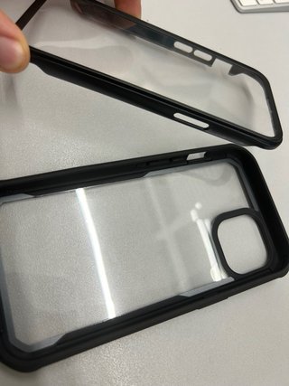 Funda Protectora iPhone 15 Transparente