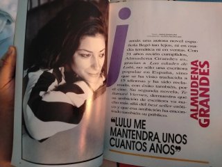 Revista La Esfera 1990 Pedro Almodóvar, cine negro